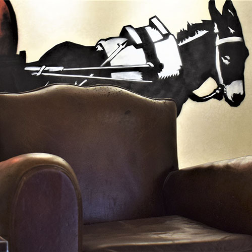donkey lounge armchair with donkey
